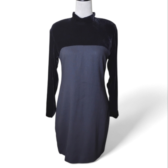 Gillian Vintage Velvet & Crepe Sheath Dress 6P Mock Neck 90s Cocktail - Picture 1 of 10